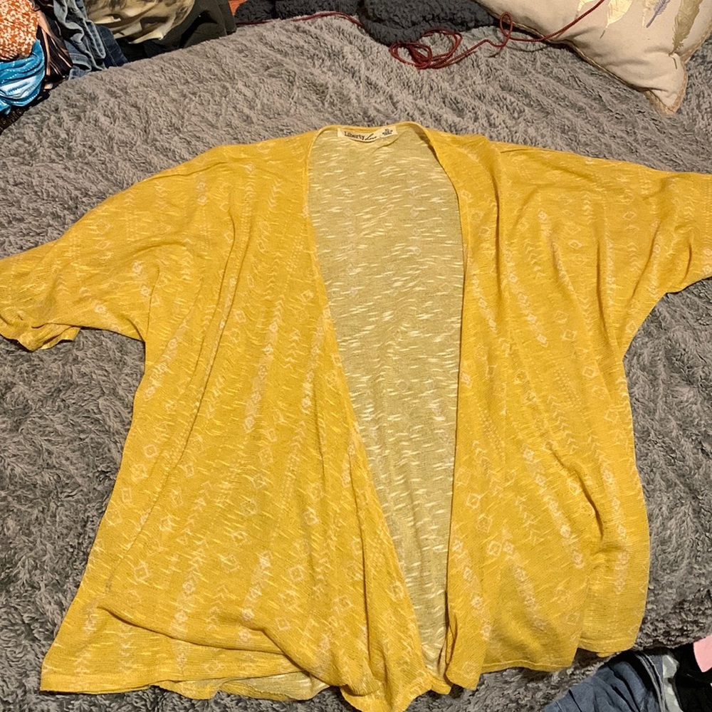 Yellow XL cardigan/sweater never worn